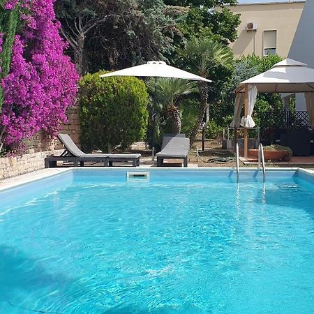 Отель Apulia Time Бари Экстерьер фото
